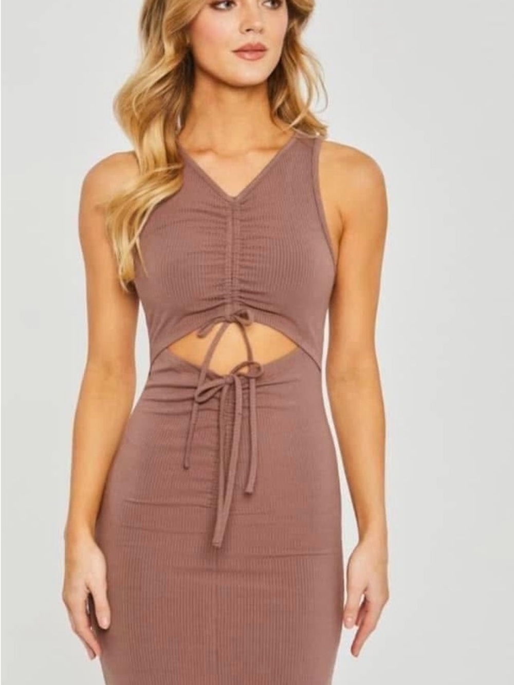 Love Tree Ribbed Cutout Midi Dress in Mauve Brown